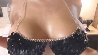Seductive Dark with Busty melons nice ride live