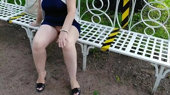 Cunt in park-upskirt crossed legs
