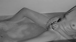 Slender Bitch Takes An Evening Bath, Masturbation Her Vagina With A Vibrator, And Gets An Cums