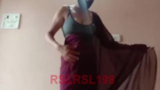 Indian Stepmom Rasili Striping Saree